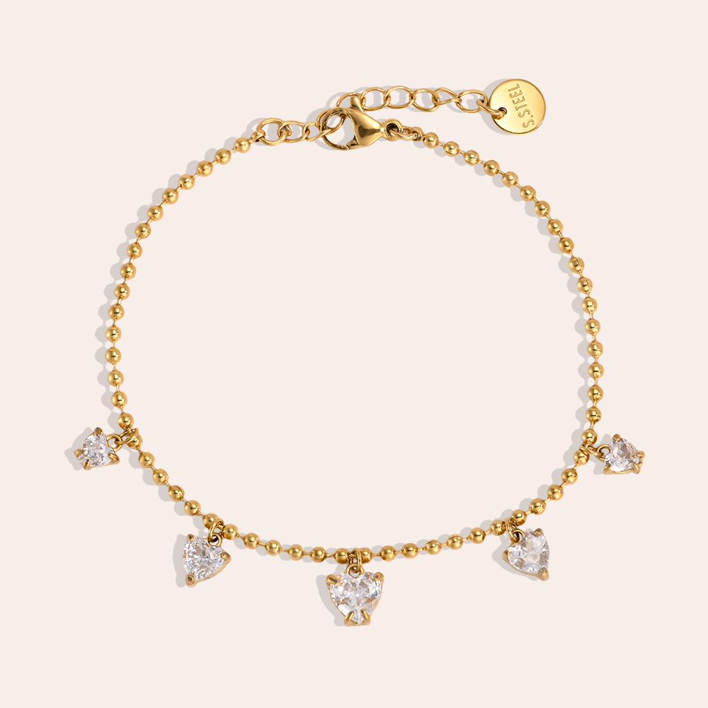 17cm stainless steel bracelet with a sparkling cubic zirconia heart