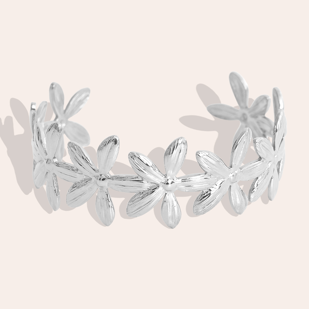 Stainless steel bangle Adjustable many flowers