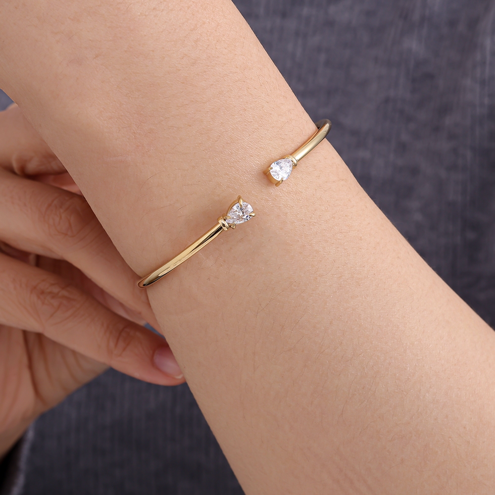 Stainless steel bangle Adjustable Two Diamond Drop