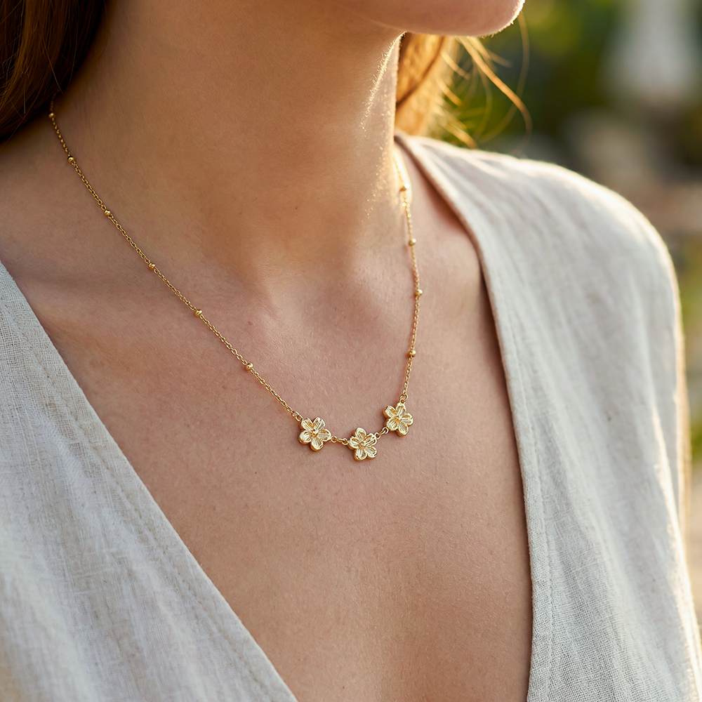 Stainless steel necklace 42cm mini flowers