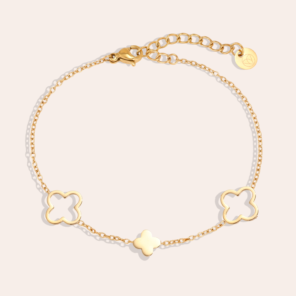 Stainless steel bracelet, 17 cm, with three simple shamrocks  
