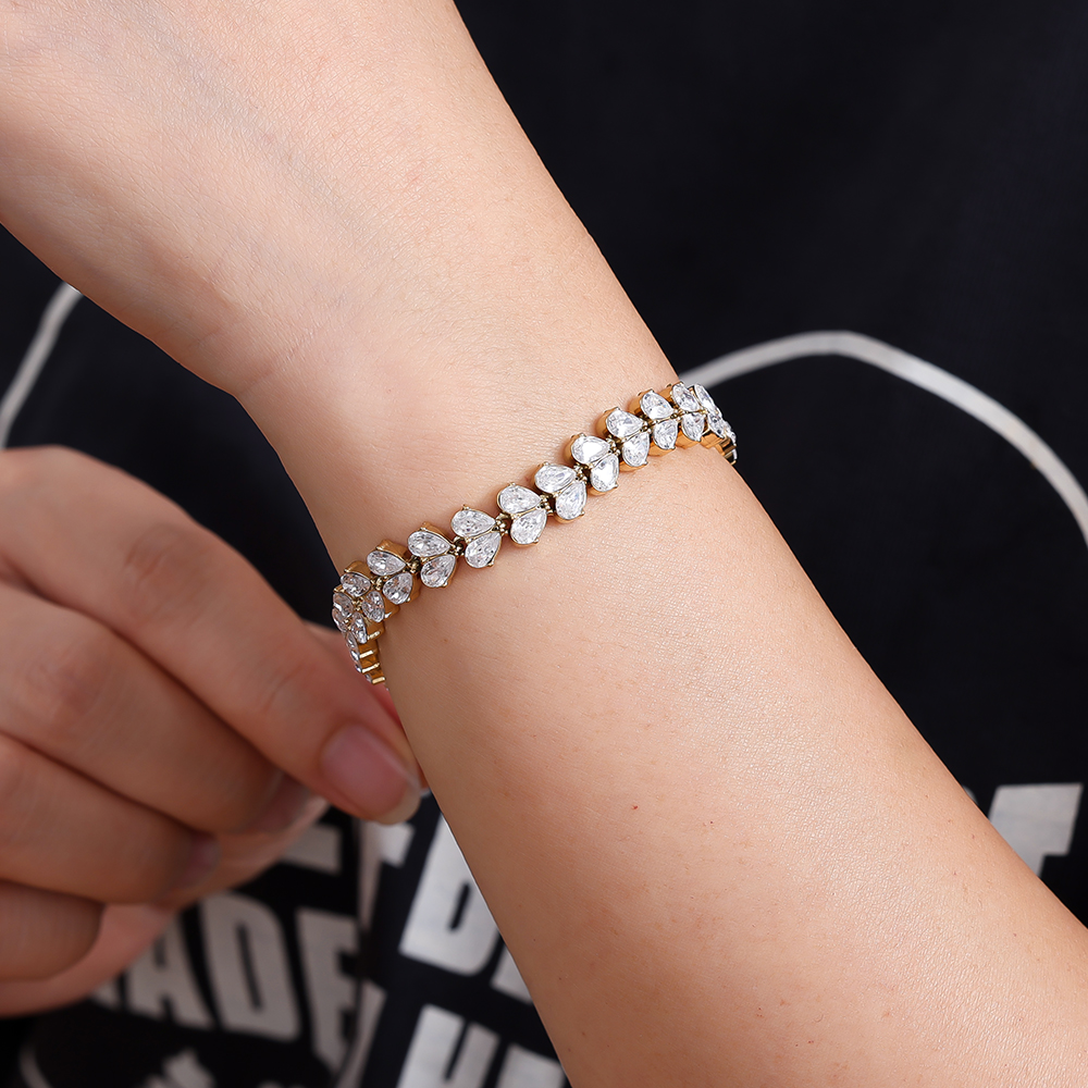 Stainless steel bracelet 17cm Diamond Heart Pieces