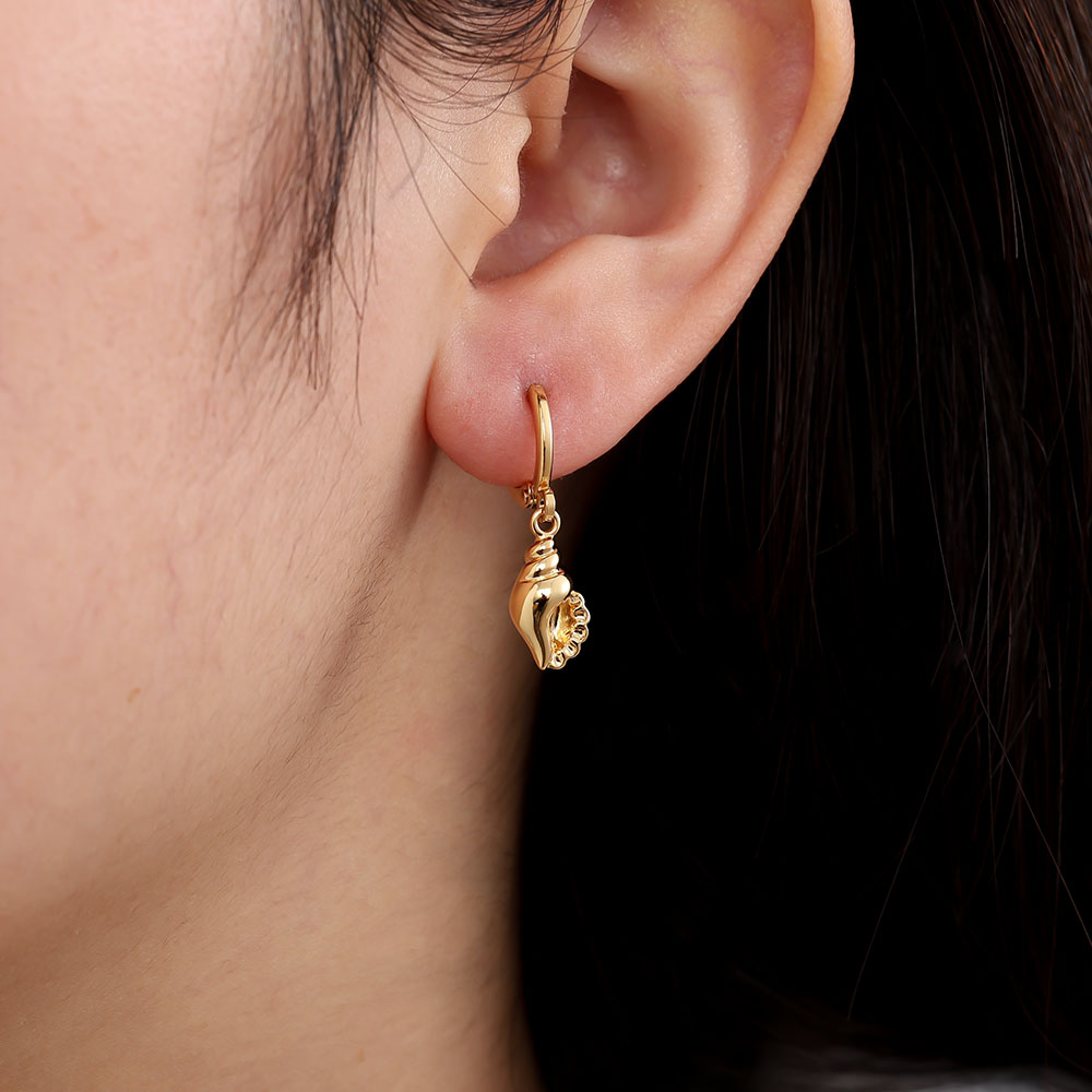 Gold-plated earrings 2.7cm Conch