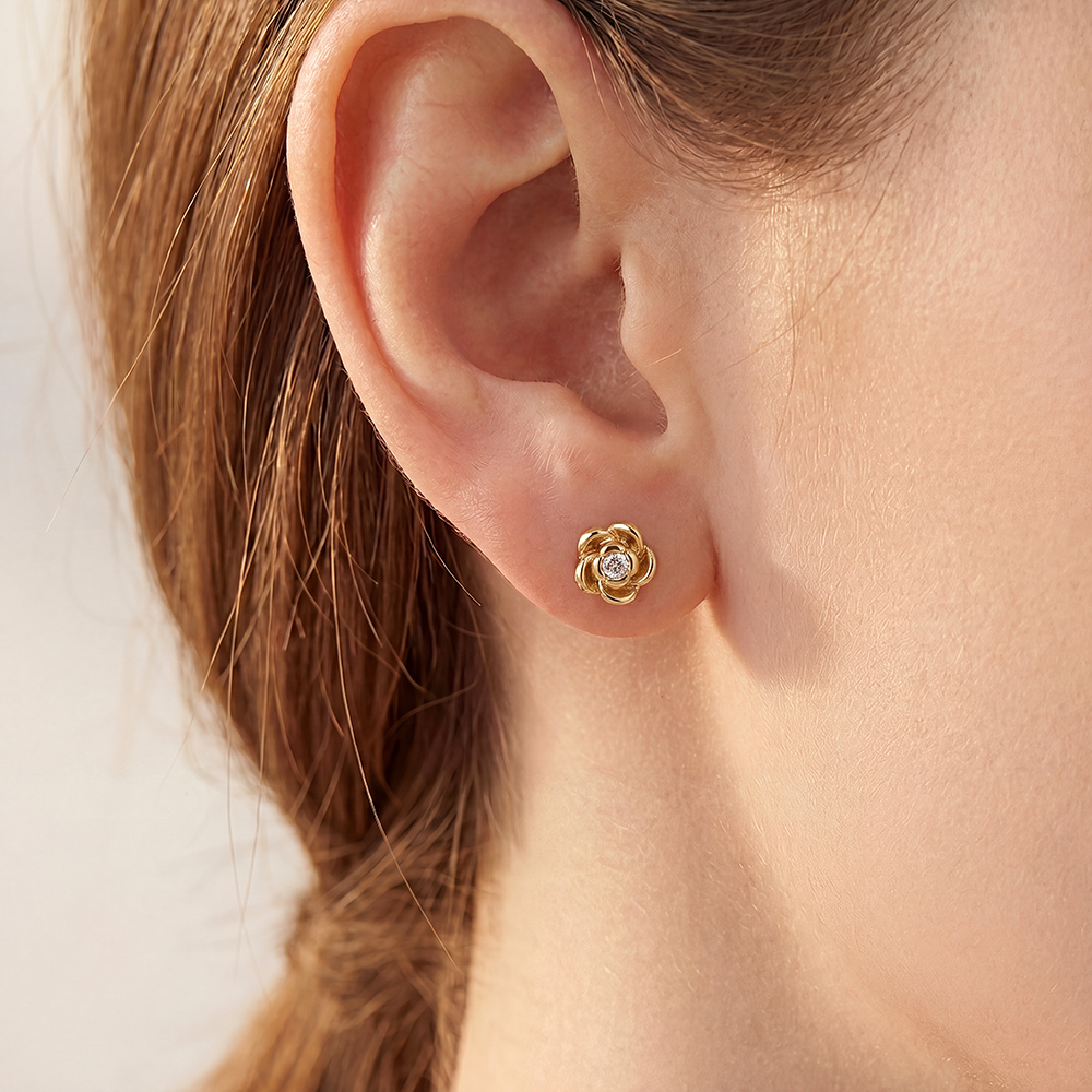 Stainless steel earrings, 5mm mini flower