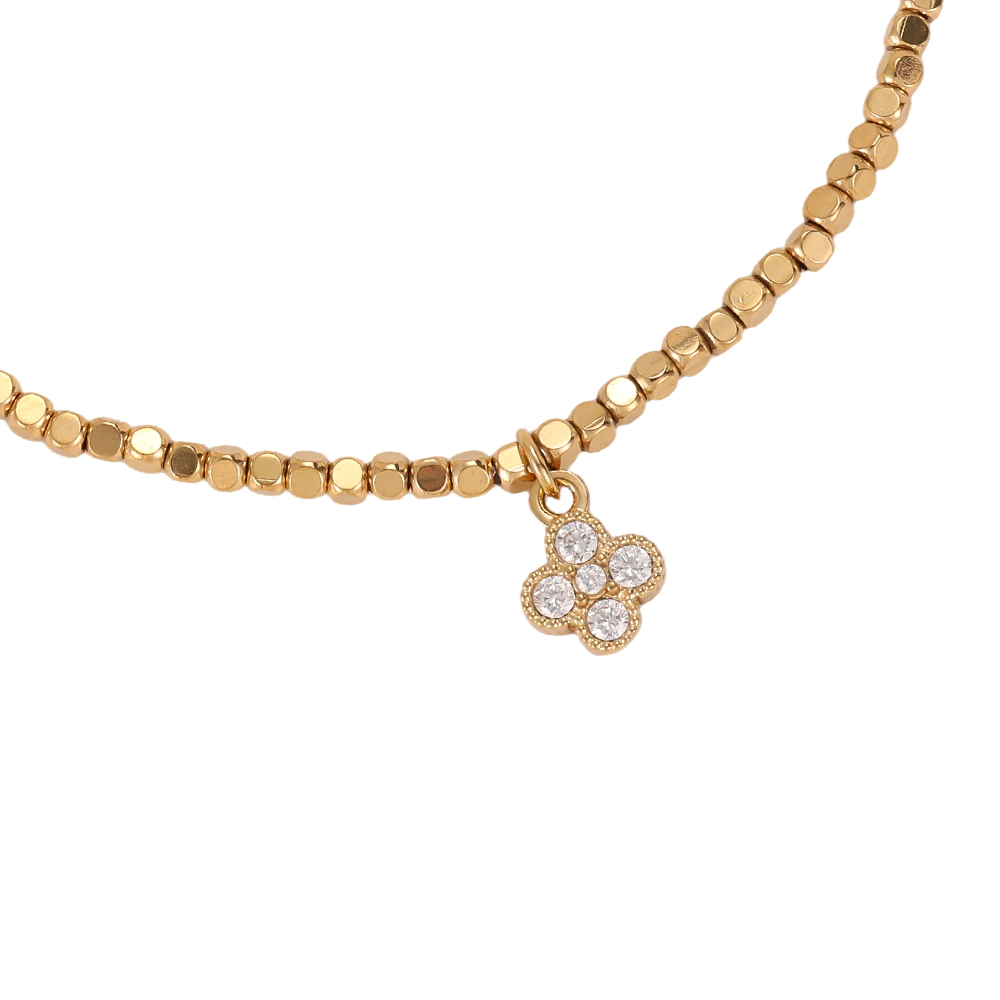 Stainless steel elastic bracelet with small square zirconia cloverleaf