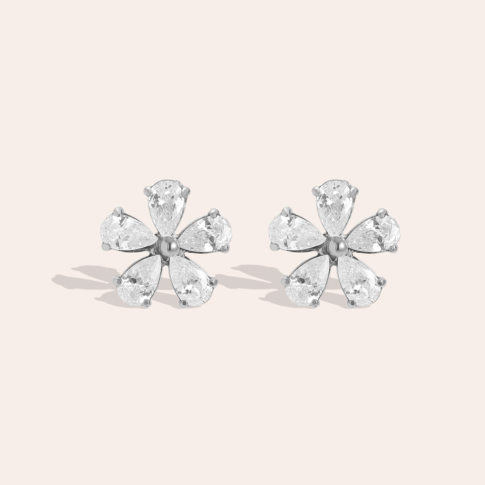 stainless steel earrings 1cm zirconia flower