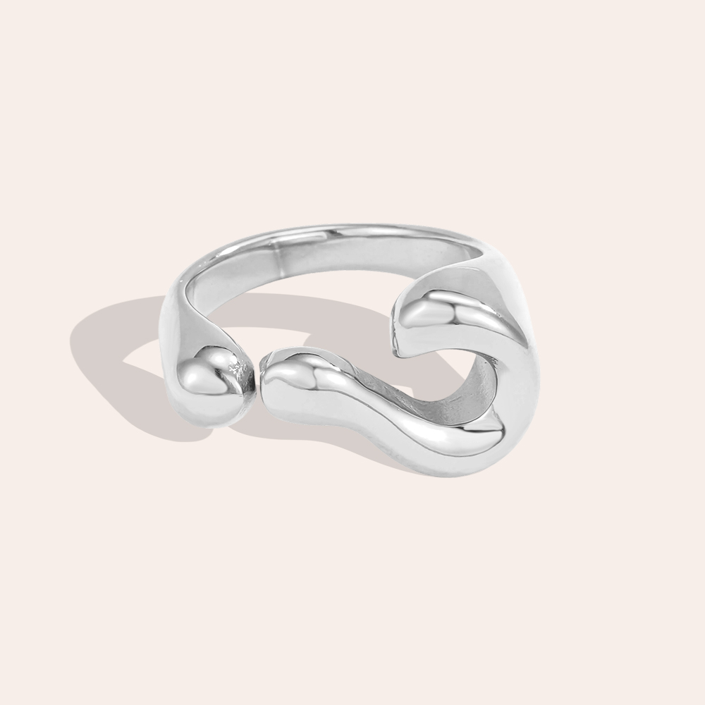 Stainless steel ring, adjustable, curved design