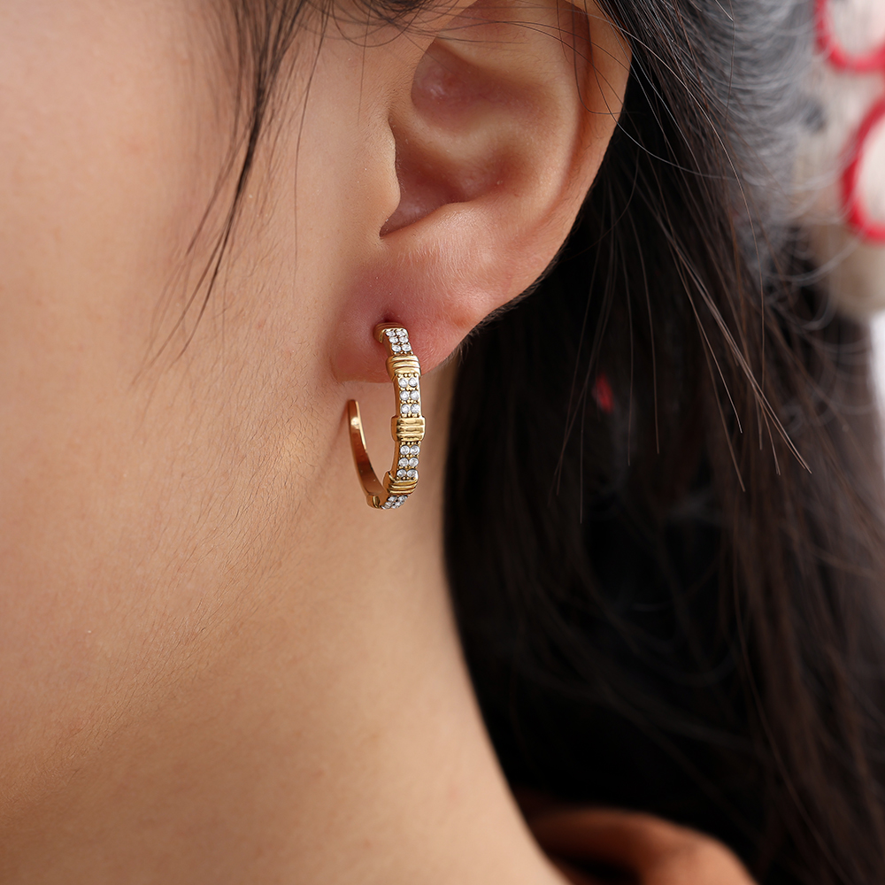 Stainless steel earrings 2cm Little Brikes Diamond Half Hoop