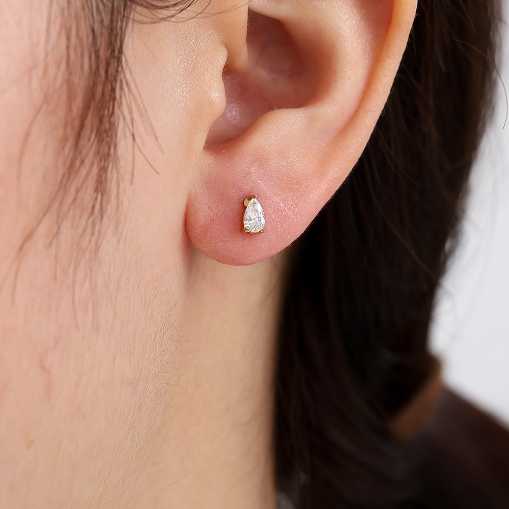 Stainless steel piercing 6mm Mini Diamond Drop