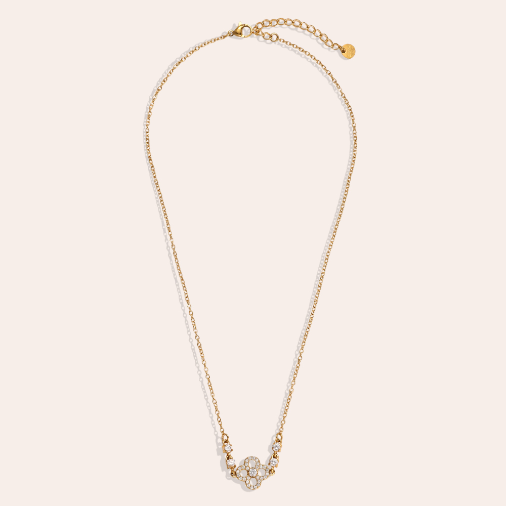 40cm stainless steel necklace with filigree zirconia shamrock