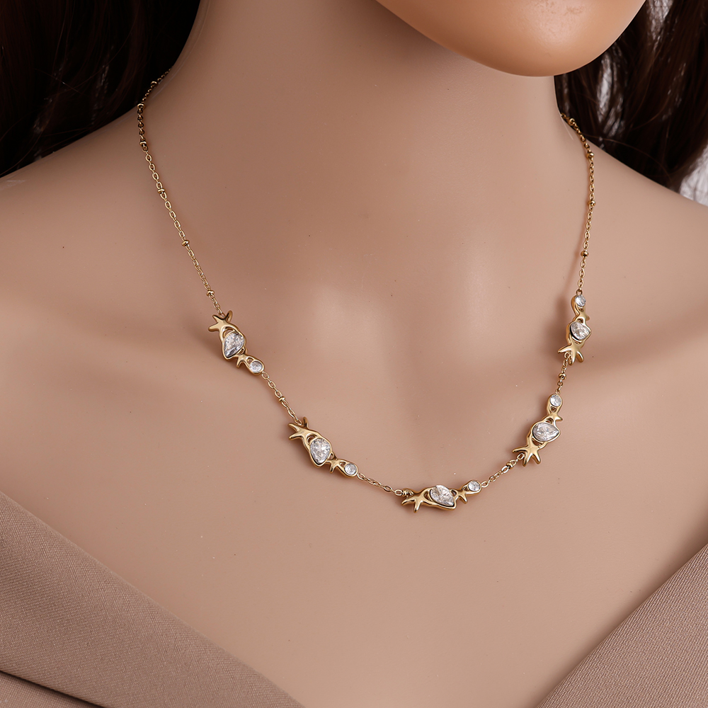 Stainless steel necklace 42cm starfish drop rhinestone