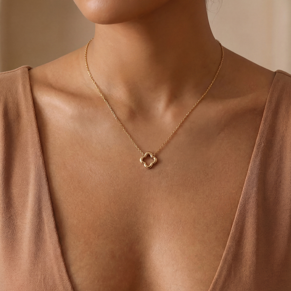 Stainless steel necklace 40cm lucky shamrock