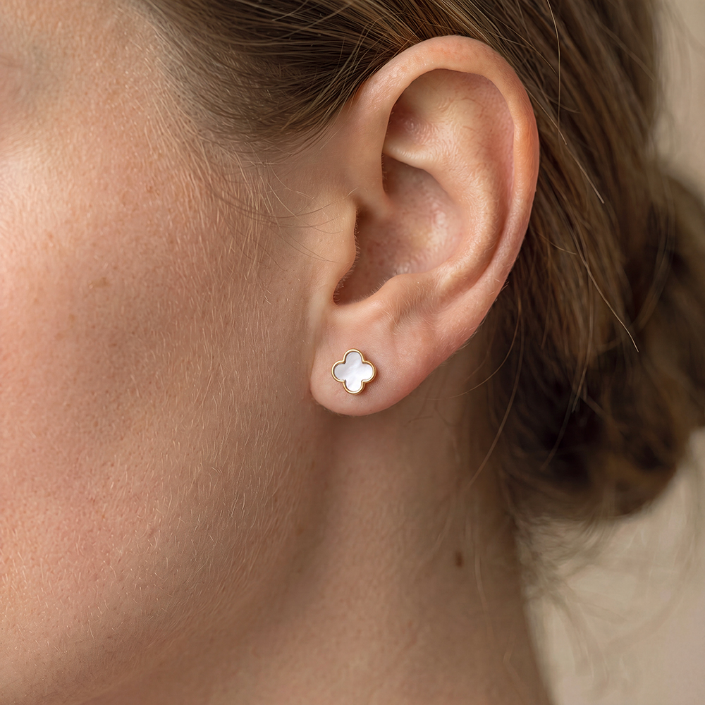 Stainless steel earrings, 7mm, shell-shaped cloverleaf  