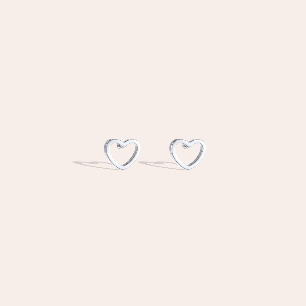 Stainless steel earrings, 5mm, doodle heart design 
