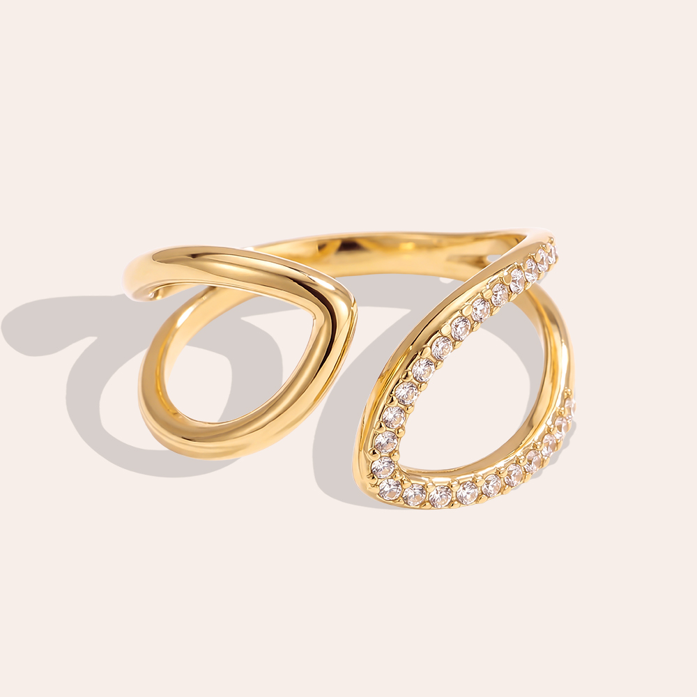 Stainless steel ring – adjustable, striking design with cubic zirconia  