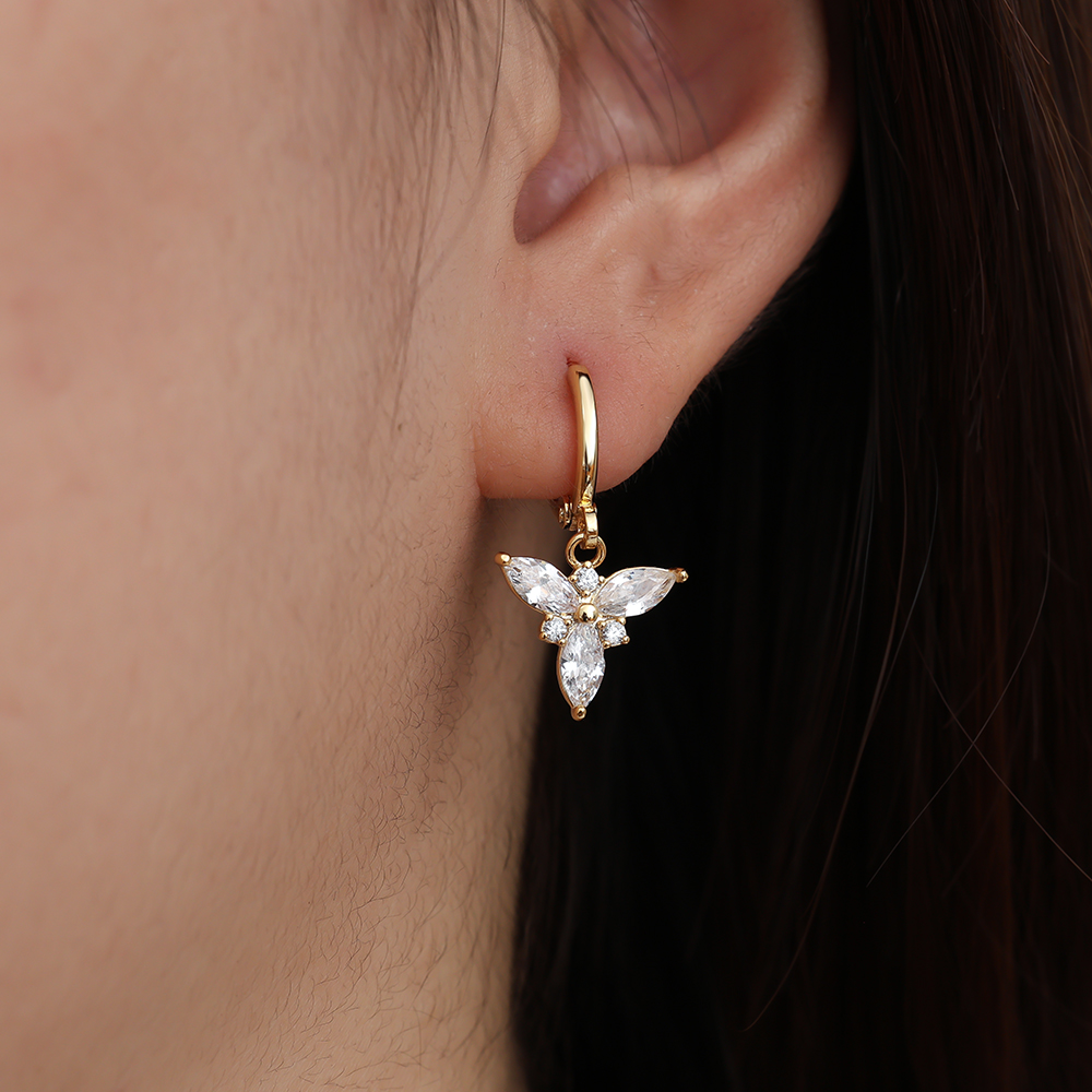 Three Petal Diamond Flower Gold-plated Earrings 