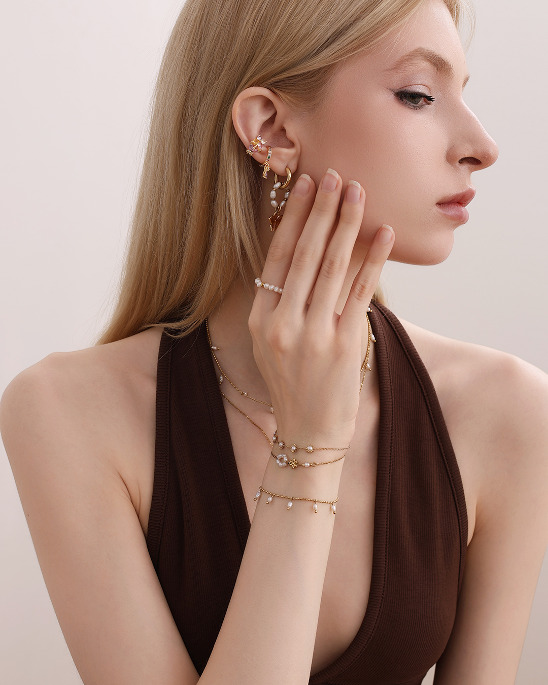 Stainless steel bracelet, 17 cm, with beads and gold dots