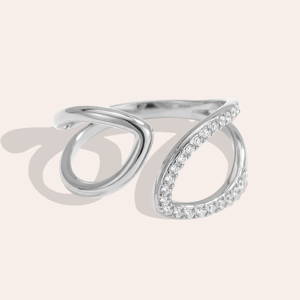 Stainless steel ring – adjustable, striking design with cubic zirconia  