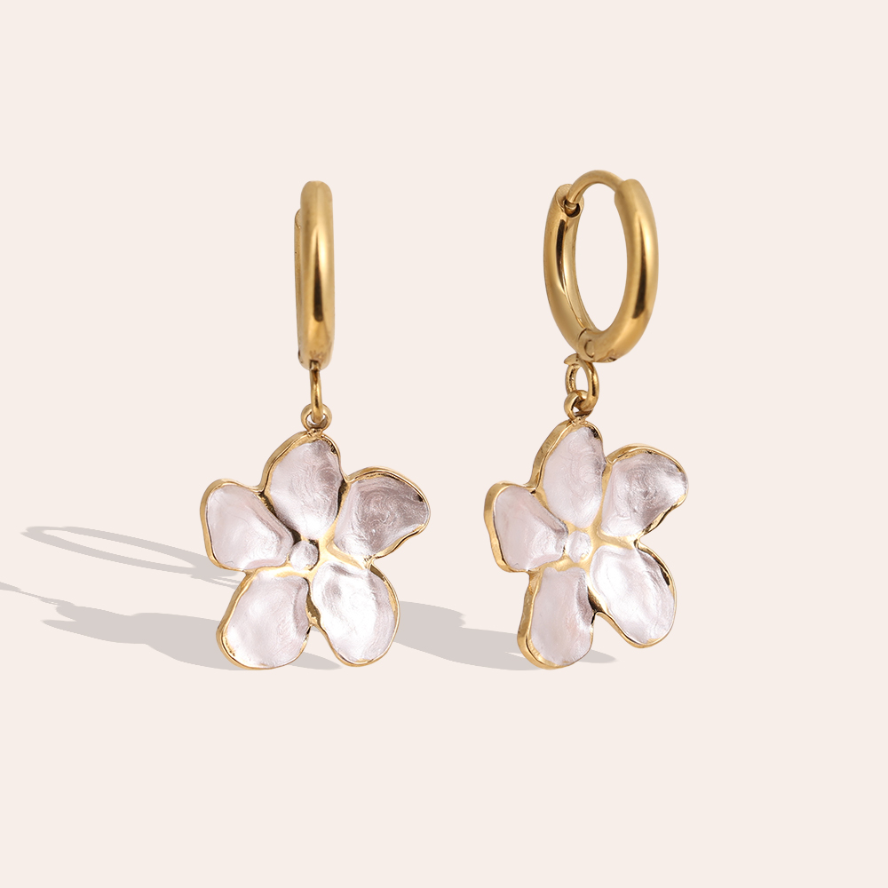 Stainless steel earrings 1.2*3cm white flowers