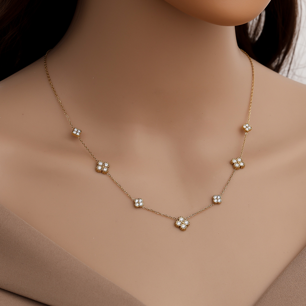 Stainless steel necklace 40cm Nice Lucky Flower