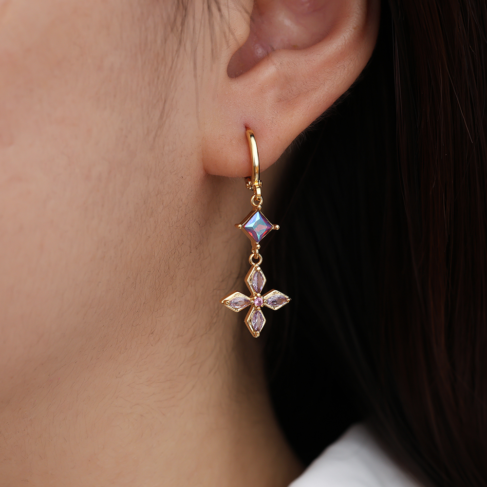 Diamond Shape Flower Gold-plated Earrings