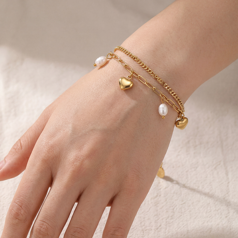 Stainless steel bracelet, 17 cm, with heart-shaped freshwater pearls