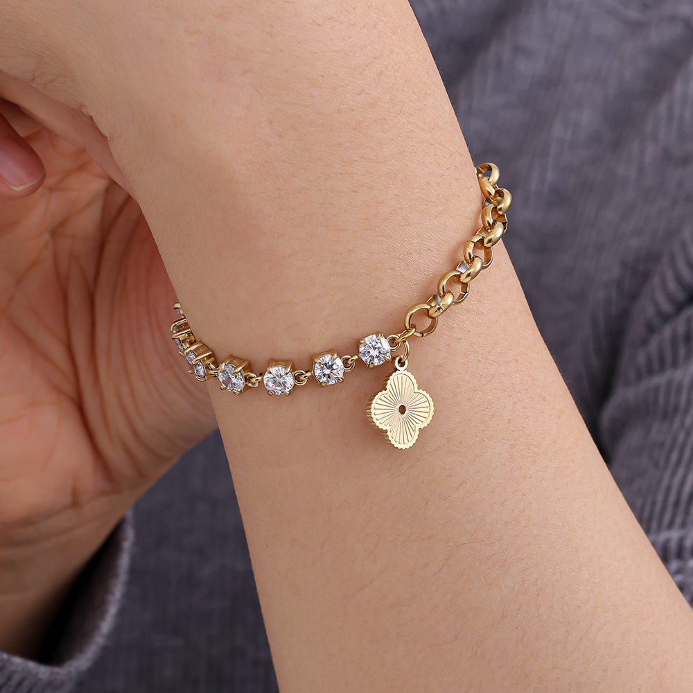 Stainless steel bracelet 16cm Half Diamond Chain With Lucky Flower