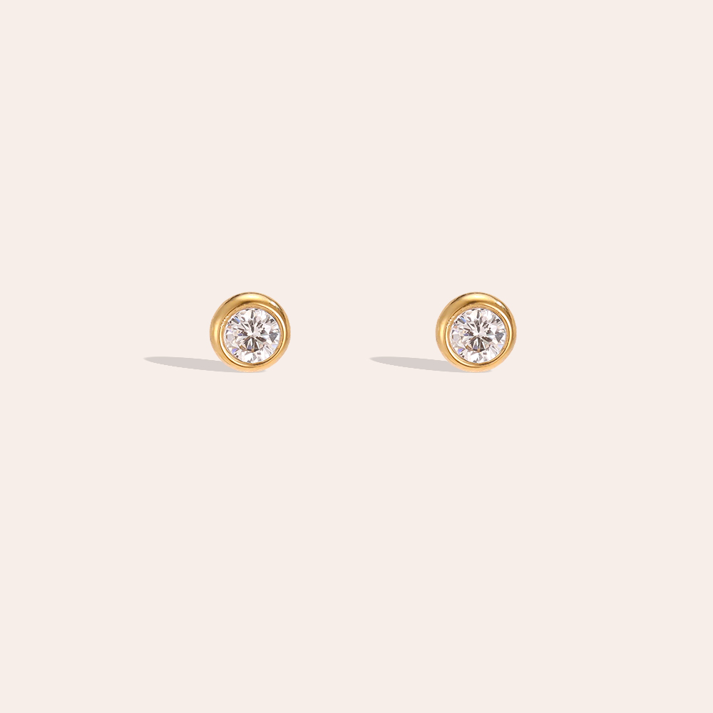 Stainless steel earrings with 4mm round cubic zirconia  
